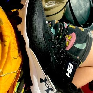 Cleats trying to get rid